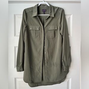 Long Tall Sally green long sleeve button down blouse (size: 8)